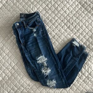 Abercrombie & Fitch Simone High Rise Jean